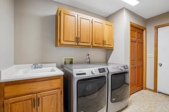 6262 Fernbrook Lane N, Maple Grove, MN 55311