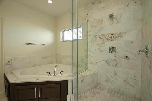 1810 Oakdale Street, Houston, TX 77004