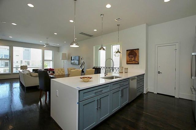 1810 Oakdale Street, Houston, TX 77004