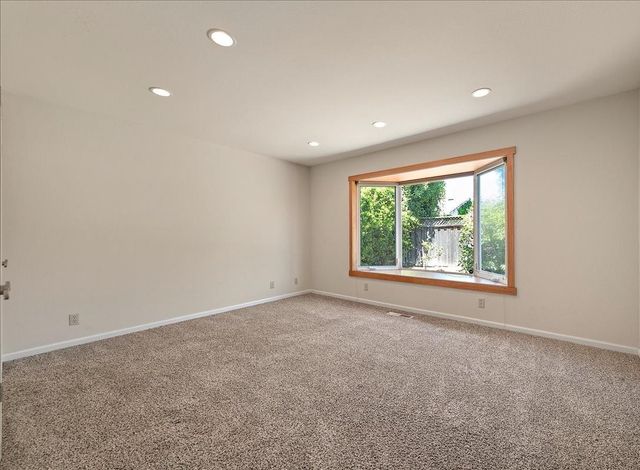 1247 Ironbridge Way, San Jose, CA 95118