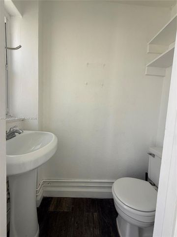 661 NE 51st St NA, Miami, FL 33137