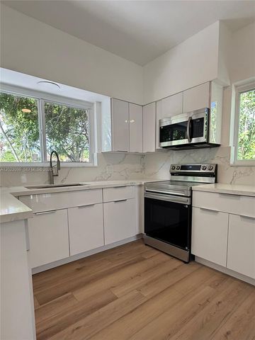661 NE 51st St NA, Miami, FL 33137