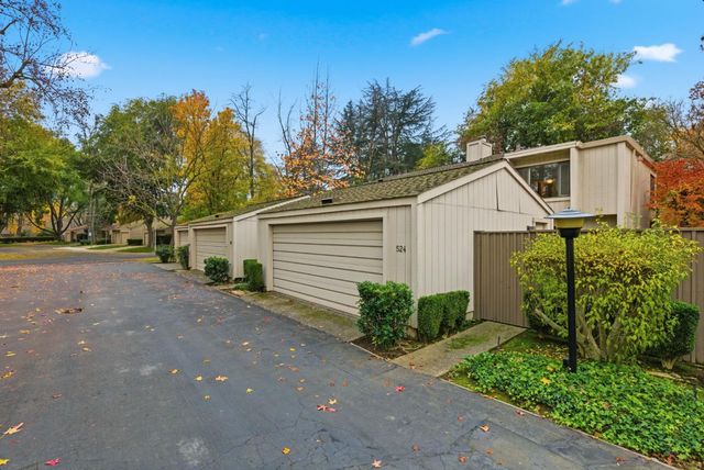 524 Hartnell Pl, Sacramento, CA 95825