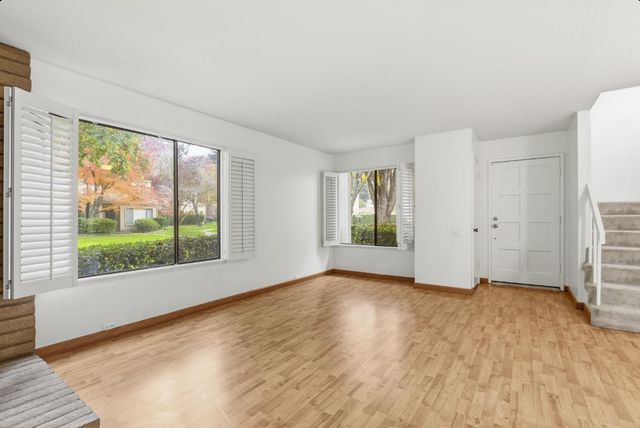 524 Hartnell Pl, Sacramento, CA 95825