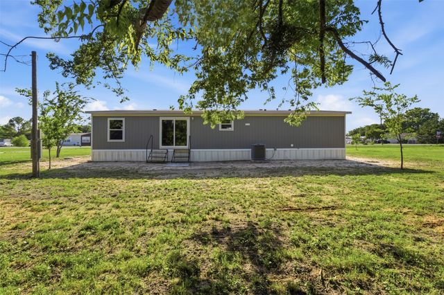 3219 COUNTY ROAD 1045, Farmersville, TX 75442