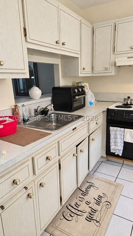 4441 NW 16th St J108, Lauderhill, FL 33313