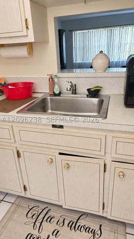 4441 NW 16th St J108, Lauderhill, FL 33313