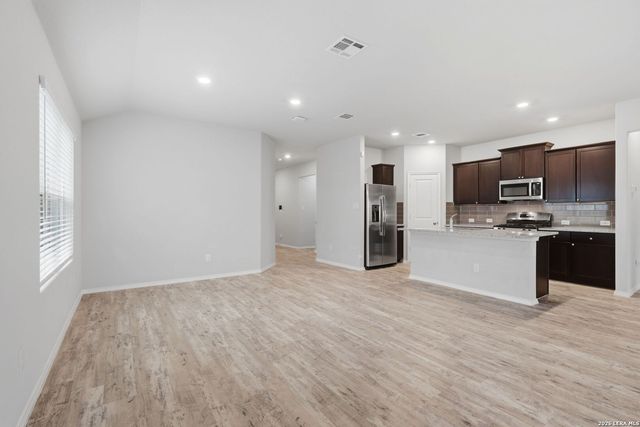 8449 Lamus Wheel, San Antonio, TX 78254