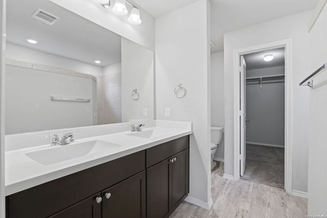 8449 Lamus Wheel, San Antonio, TX 78254