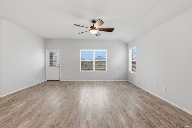 8449 Lamus Wheel, San Antonio, TX 78254