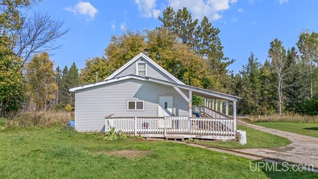W-633 Fordville Road, Foster City, MI 49834
