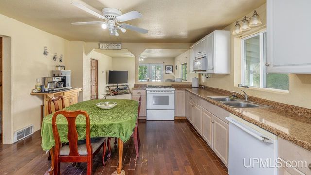 W-633 Fordville Road, Foster City, MI 49834