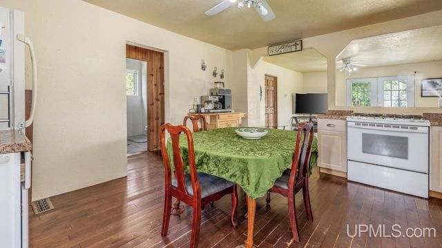 W-633 Fordville Road, Foster City, MI 49834