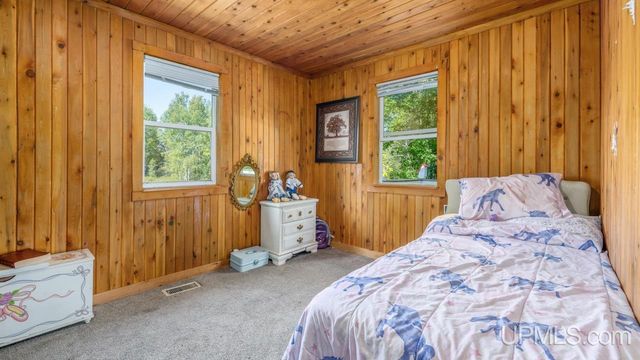 W-633 Fordville Road, Foster City, MI 49834