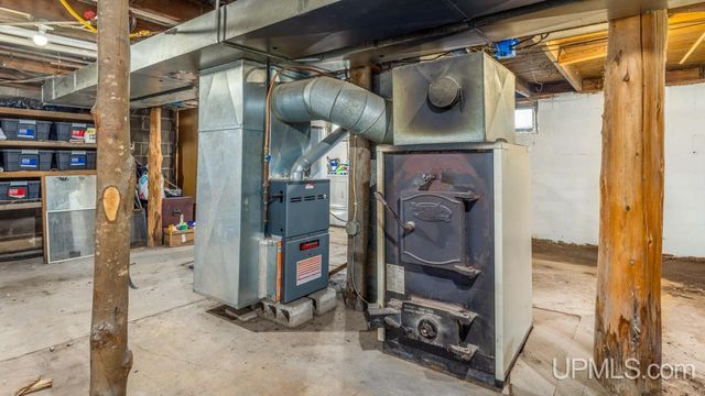 W-633 Fordville Road, Foster City, MI 49834