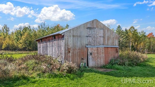 W-633 Fordville Road, Foster City, MI 49834