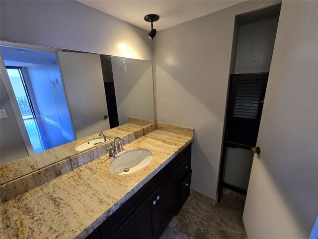 3590 Blue Lake Drive 504, Pompano Beach, FL 33064