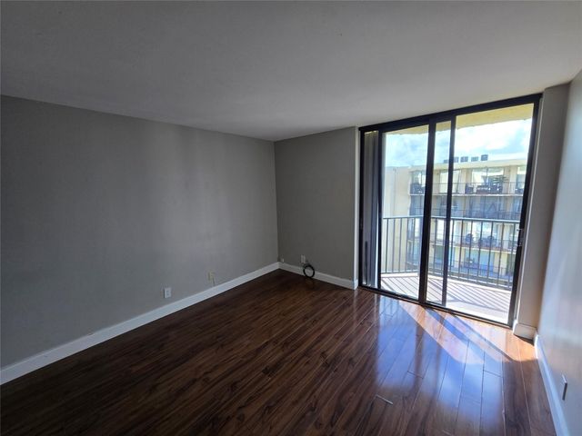 3590 Blue Lake Drive 504, Pompano Beach, FL 33064