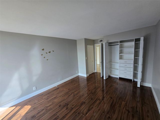 3590 Blue Lake Drive 504, Pompano Beach, FL 33064