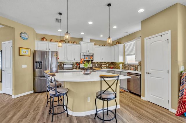 88 BAYOU BEND ROAD, Groveland, FL 34736