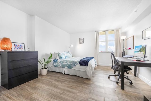 3000 Coral Way 1409, Miami, FL 33145