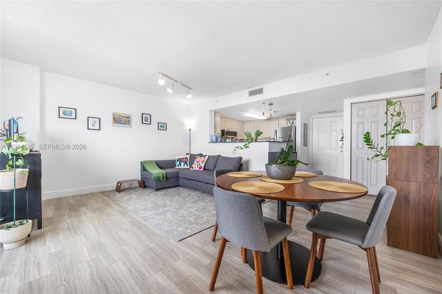 3000 Coral Way 1409, Miami, FL 33145