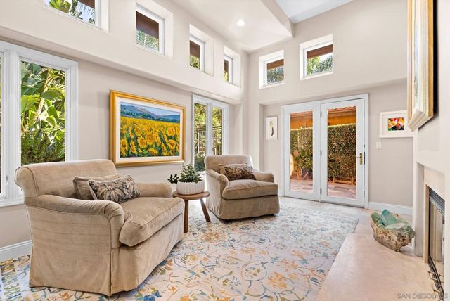 3369 Rocking Horse Cir, Encinitas, CA 92024