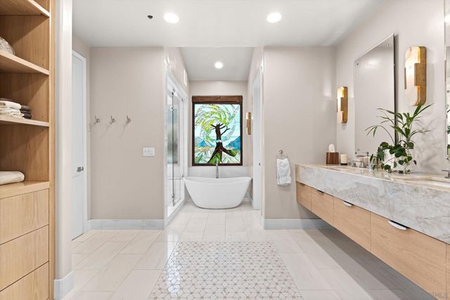 3369 Rocking Horse Cir, Encinitas, CA 92024