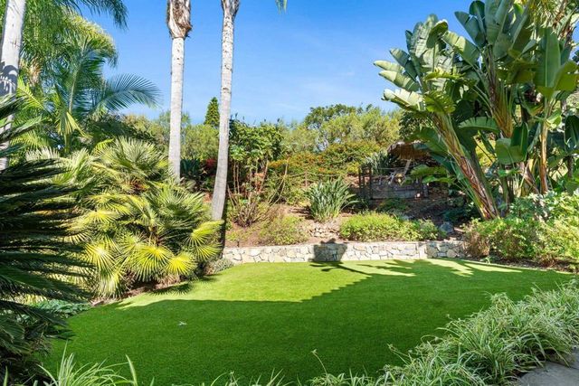 3369 Rocking Horse Cir, Encinitas, CA 92024