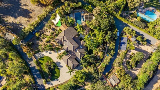 3369 Rocking Horse Cir, Encinitas, CA 92024