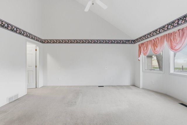 8040 Pepperwood Drive, Grand Blanc, MI 48439