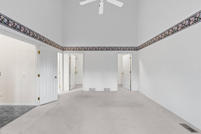 8040 Pepperwood Drive, Grand Blanc, MI 48439