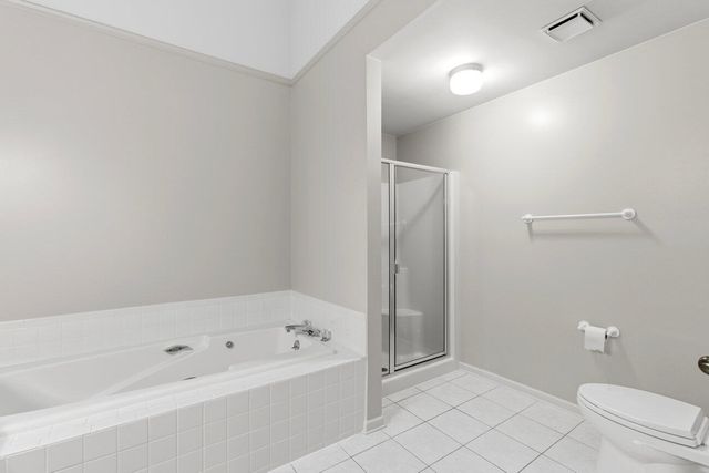 8040 Pepperwood Drive, Grand Blanc, MI 48439