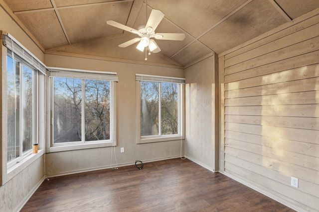 8040 Pepperwood Drive, Grand Blanc, MI 48439