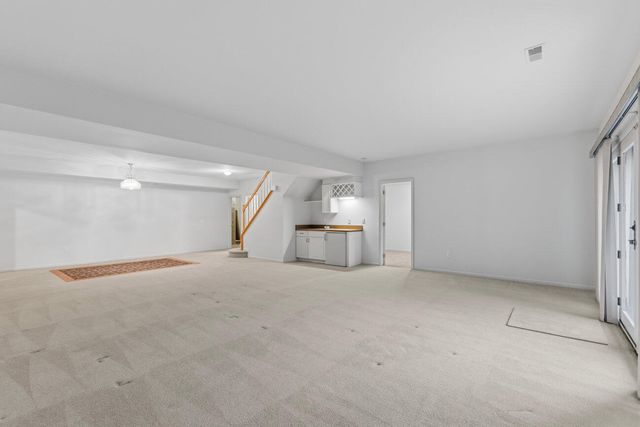 8040 Pepperwood Drive, Grand Blanc, MI 48439