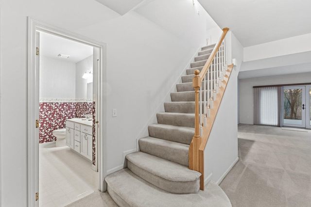 8040 Pepperwood Drive, Grand Blanc, MI 48439