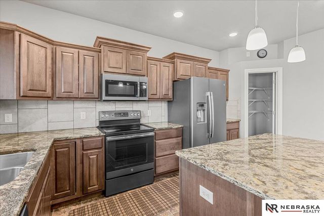 16471 Read Street, Bennington, NE 68007