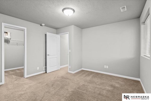 16471 Read Street, Bennington, NE 68007