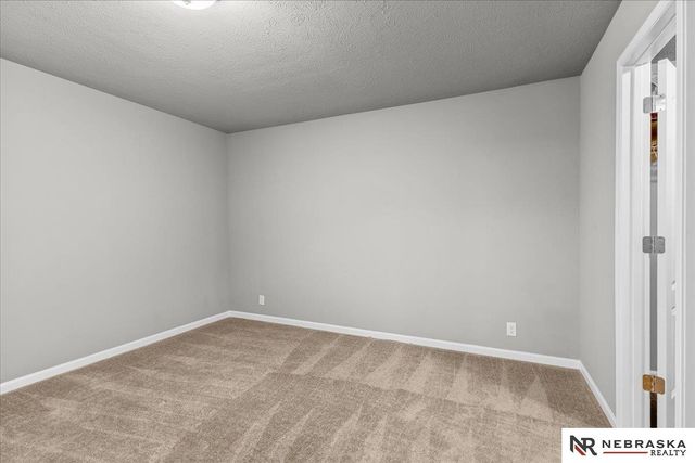 16471 Read Street, Bennington, NE 68007