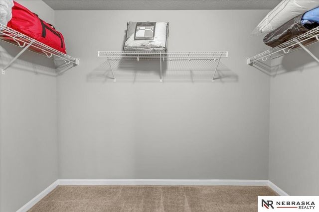 16471 Read Street, Bennington, NE 68007