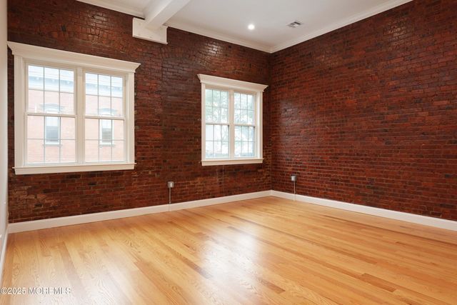 14 W Front Street, 3F, Red Bank, NJ 07701