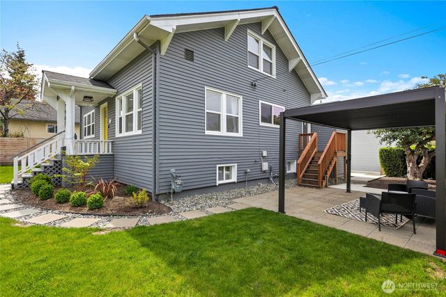 7901 16th Avenue SW, Seattle, WA 98106