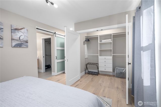 7901 16th Avenue SW, Seattle, WA 98106