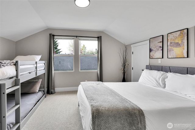 7901 16th Avenue SW, Seattle, WA 98106