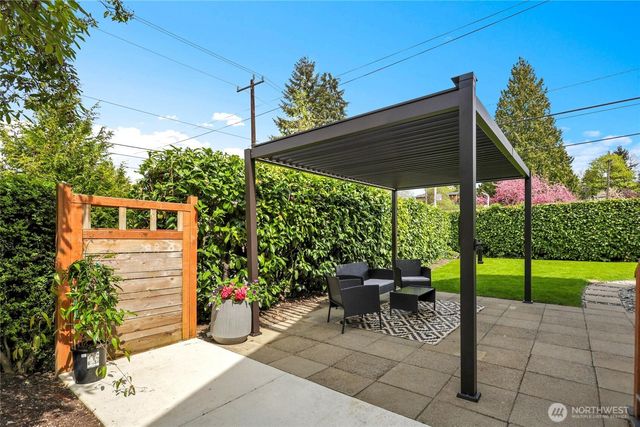 7901 16th Avenue SW, Seattle, WA 98106