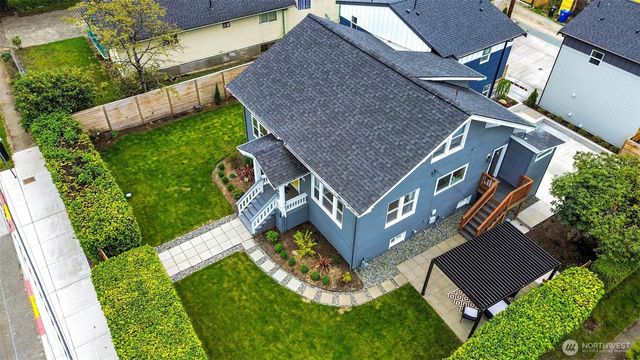 7901 16th Avenue SW, Seattle, WA 98106