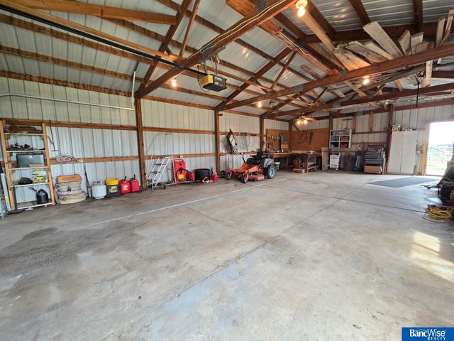 6830 SW 9 Street, Lincoln, NE 68523
