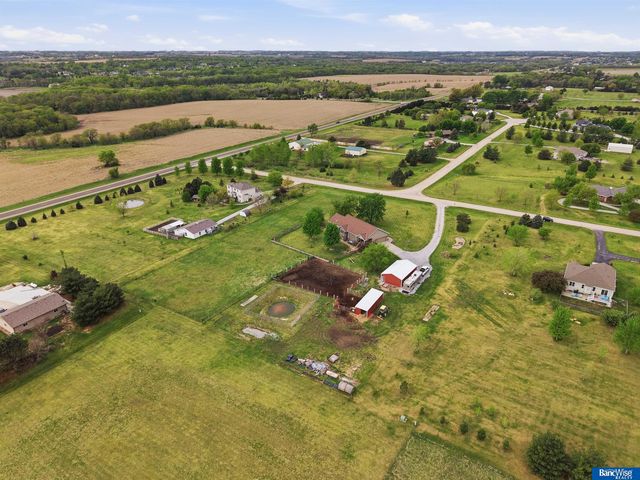 6830 SW 9 Street, Lincoln, NE 68523
