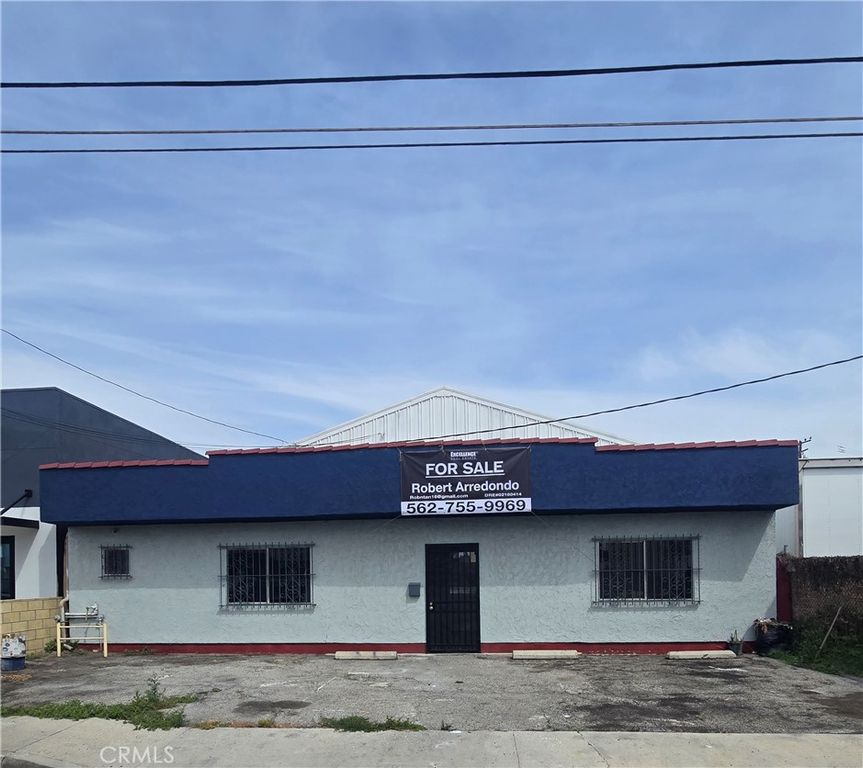 15532 Illinois, Paramount, CA 90723