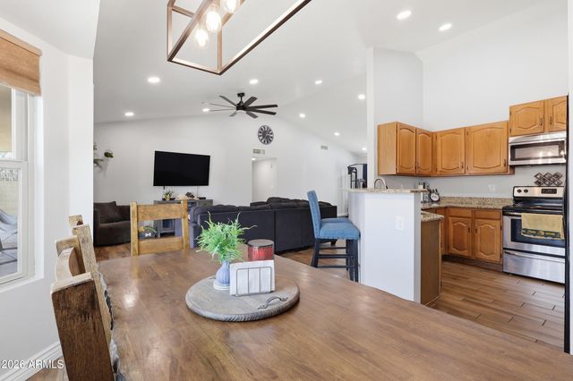 1227 N REVOLTA Circle, Mesa, AZ 85207